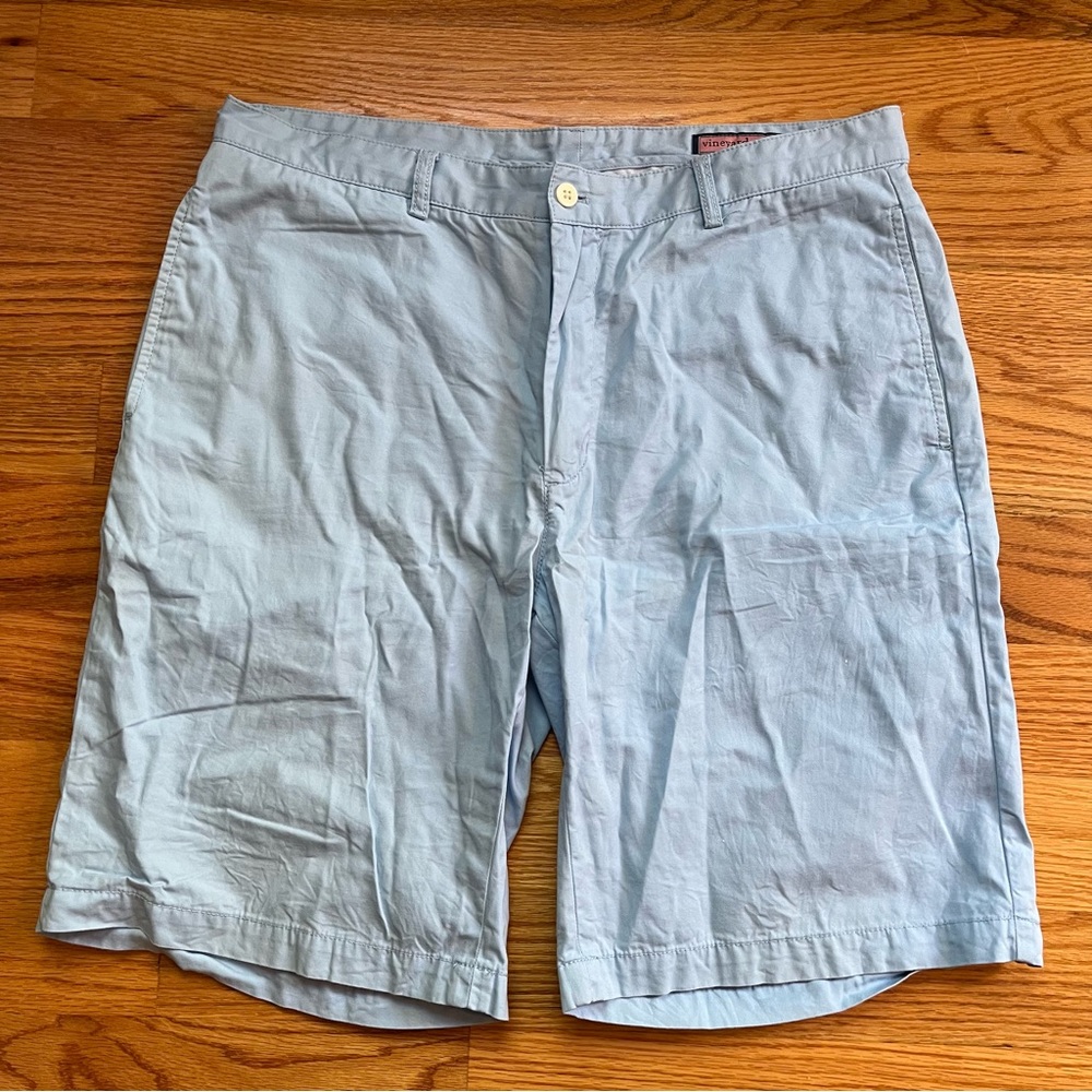 Vineyard vines light blue club short size 36